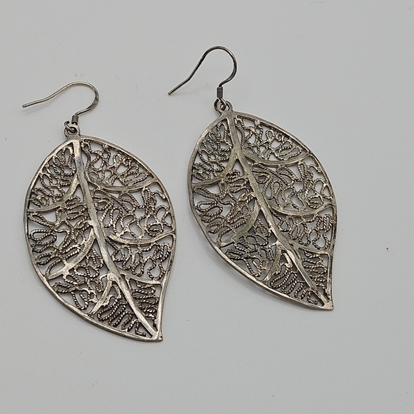 sterling silver filigree leaf earrings - Picture 2 of 4